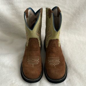 Women’s Ariat Boots, brown suede, size 8